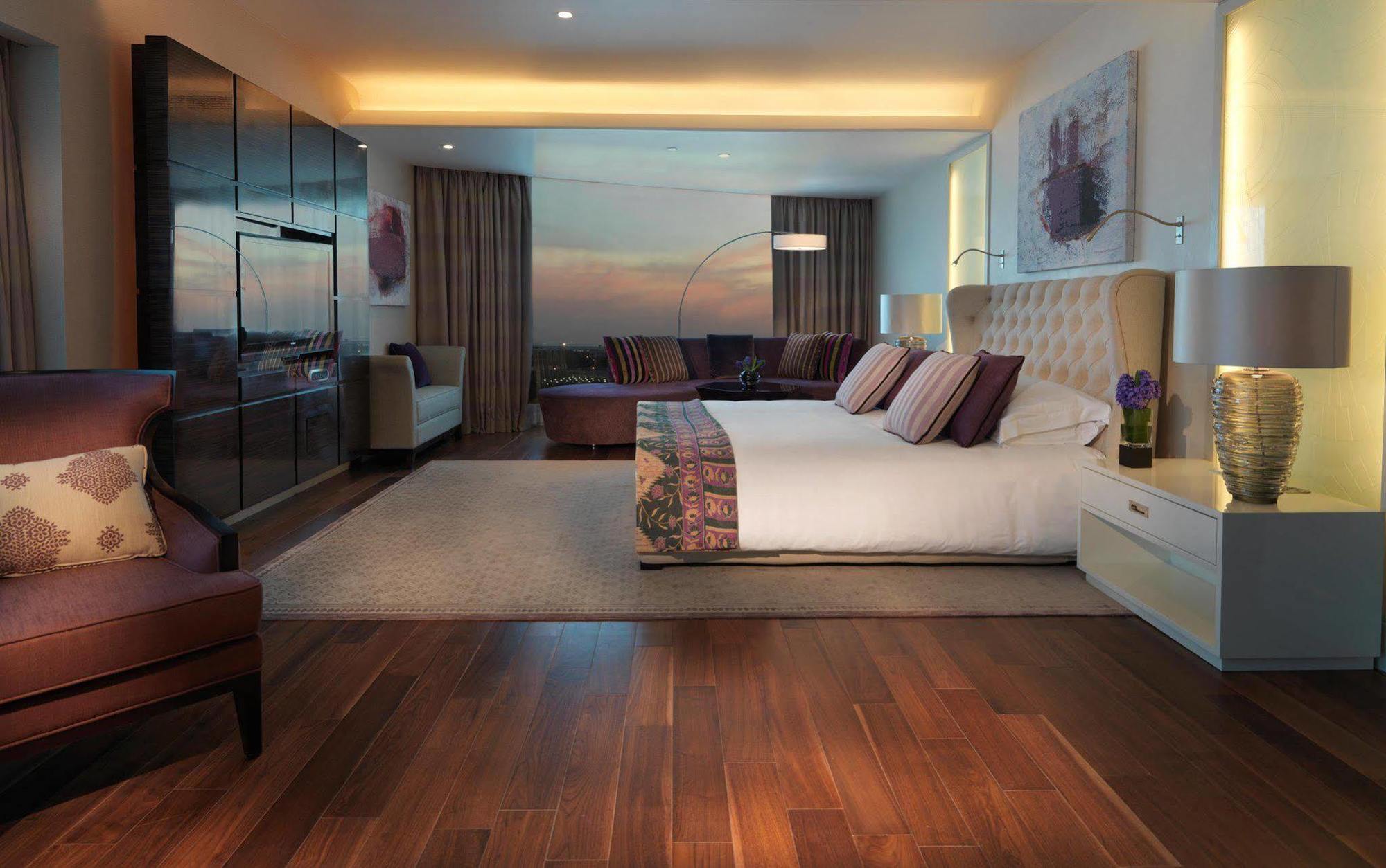 Millennium Al Rawdah Hotel 5*